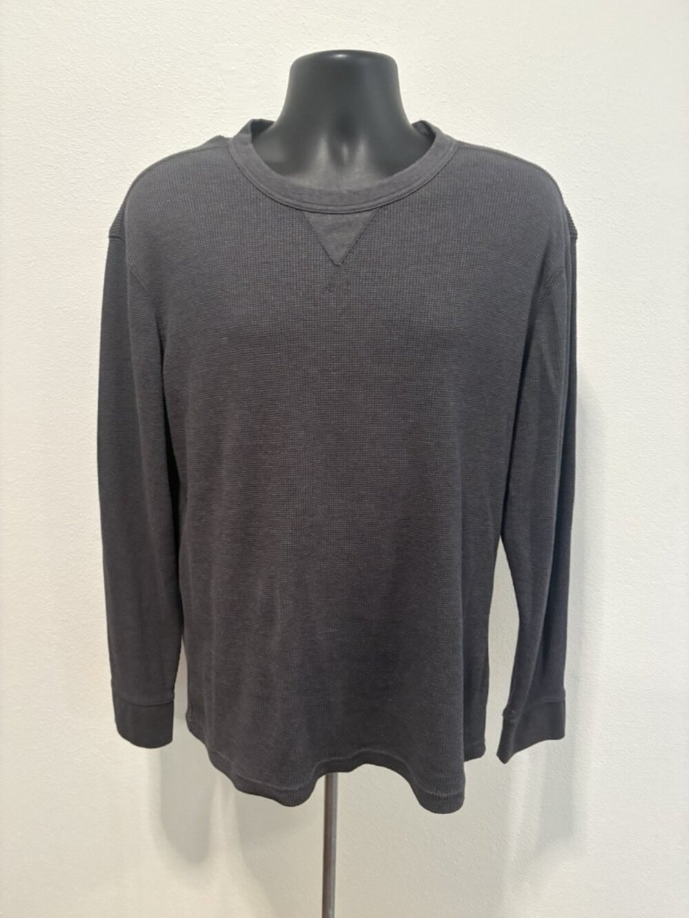 St Johns Bay Mens XL Pullover  Waffle Weave Top Shirt Long Sleeve